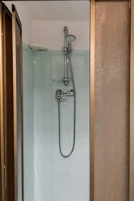 Ca'Mariagrazia Flat In Venice With Private Patio 0*,  Włochy